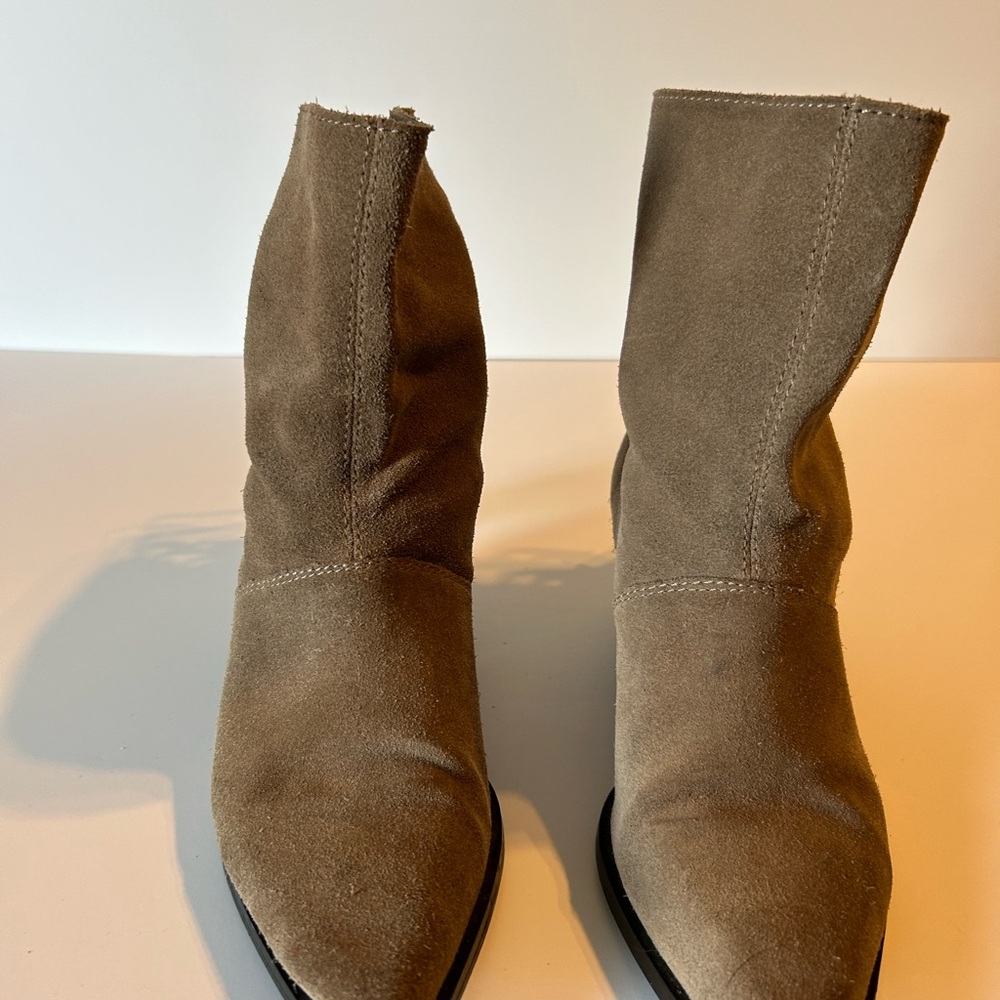 ZARA Nude  Suede Leather Ankle Boots with side Fringe Cowboy